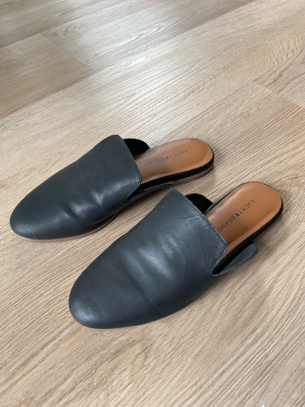 Lucky Brand Leather Mule Slides Black Size 6.5 Minimalist Slip On Loafer Flats